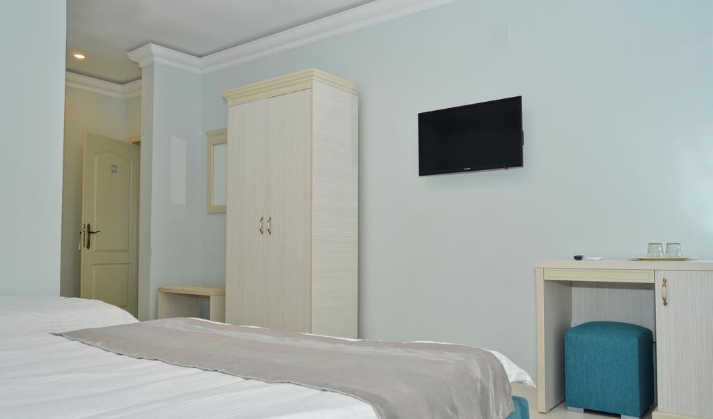 Mykonos Mamaia Boutique Villa นาโวดาริ ภายนอก รูปภาพ